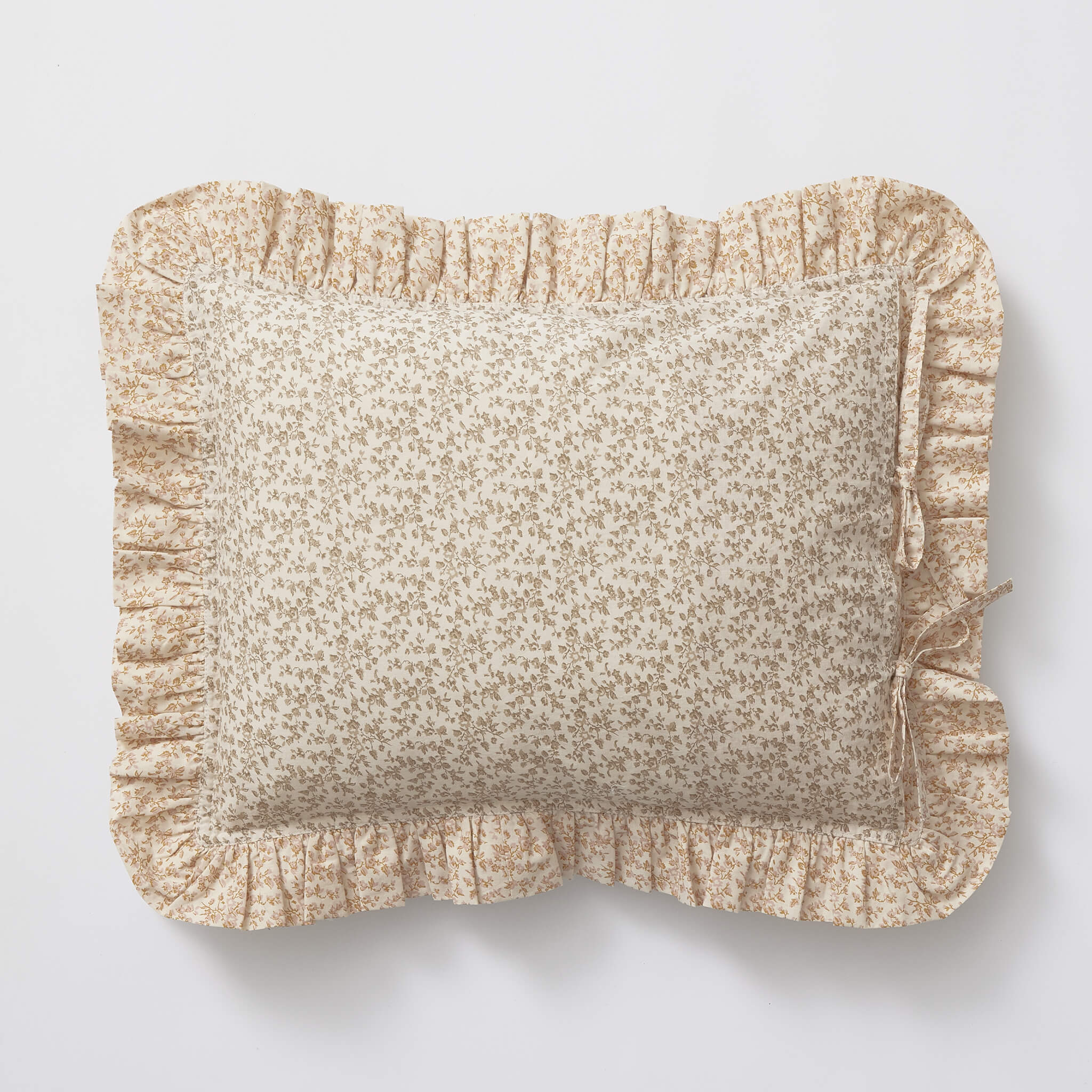 Anais Frill Cushion