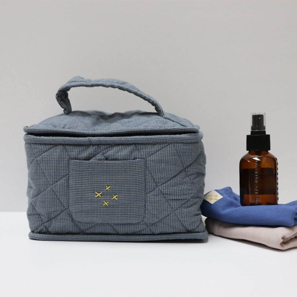 Beauty/Toiletry Bag in Mini Check Blue