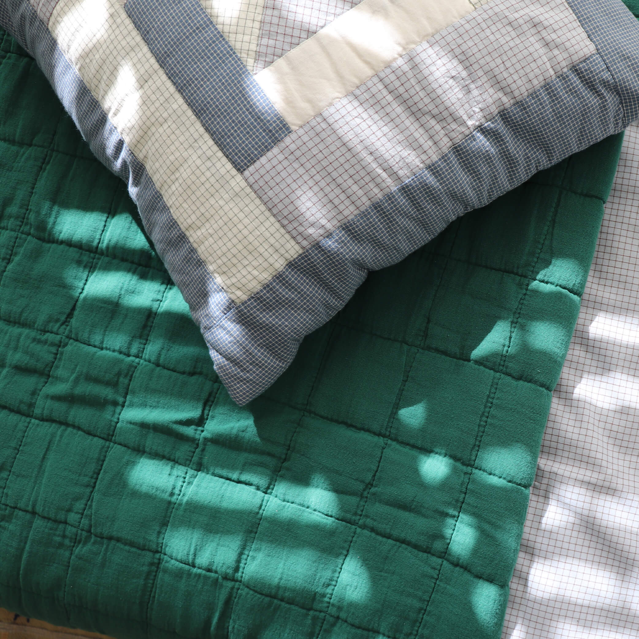 Square Quilted Gauze Blanket - Forest Green