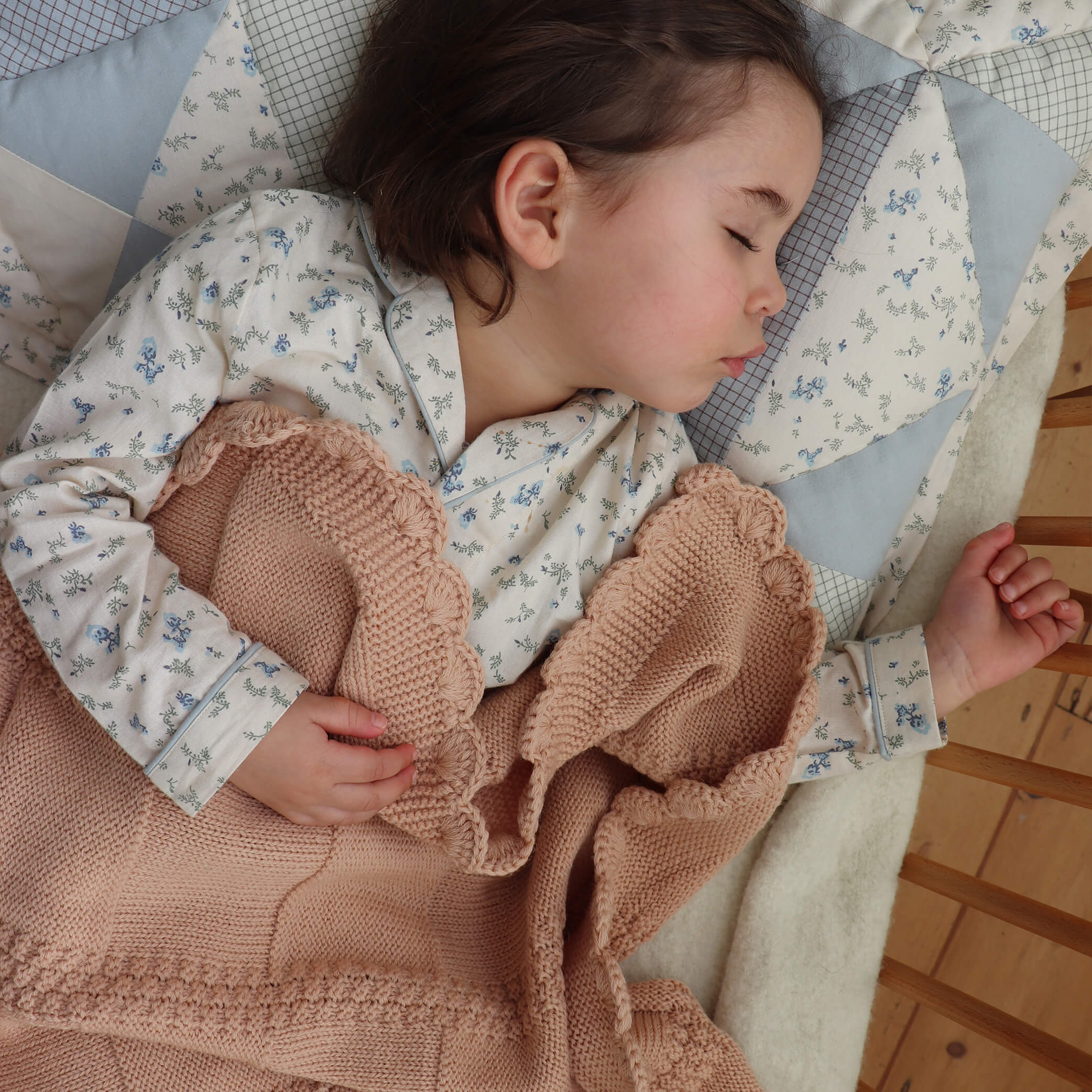 Merino Wool Knitted Baby Blanket - Peach Blossom